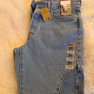 Levi's Women's barrel Straight Jeans 501 NWT